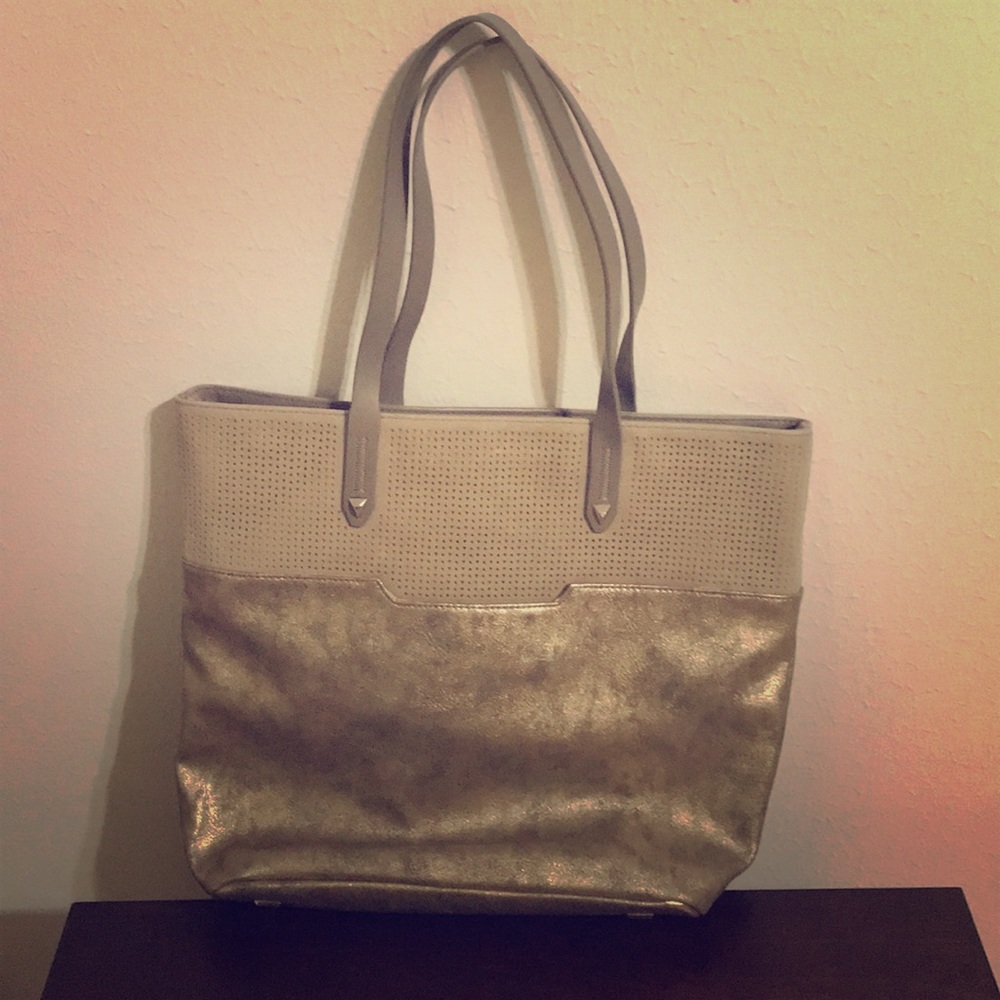 Stella and Dot silver tote bag